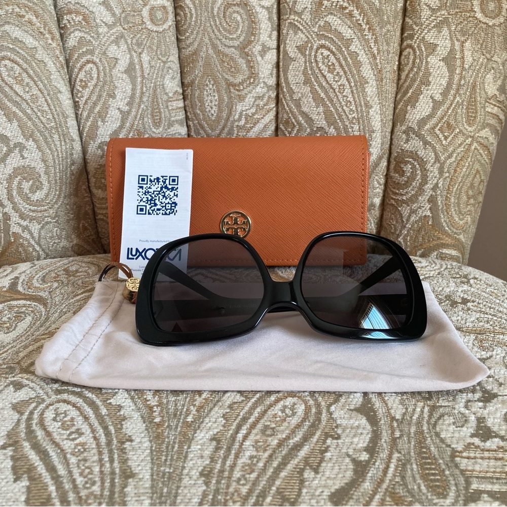 TORY BURCH | TY7112 Polarized Square Sunglasses Black Grey Gradient 57mm NEW - Picture 8 of 10